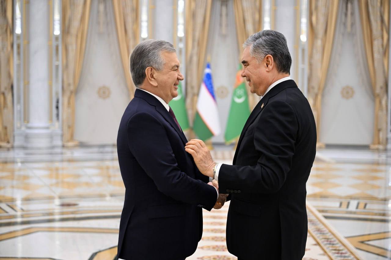 Лидеры Узбекистана и Туркменистана провели переговоры
