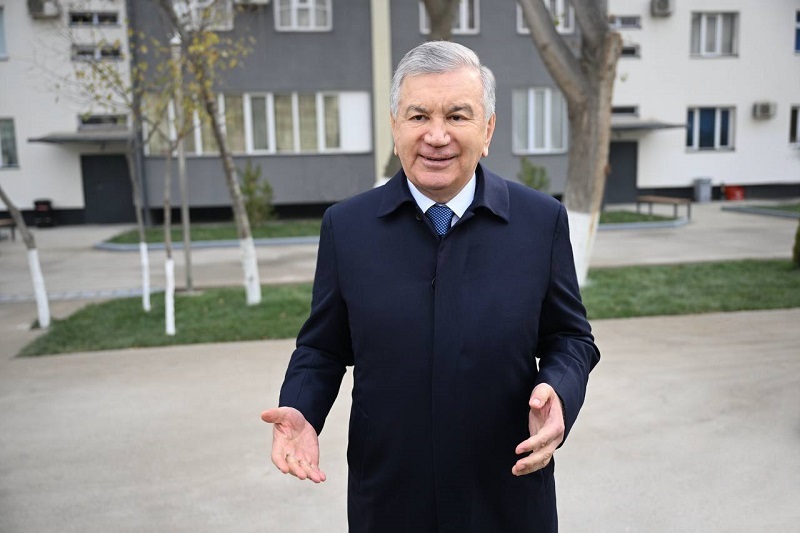 Президент ознакомился с созидательной работой в махалле