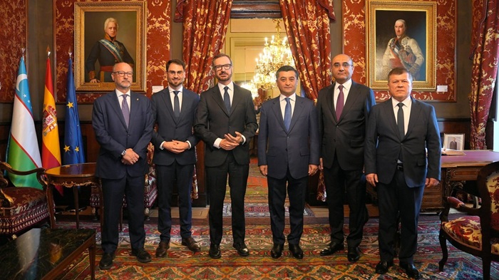 وزبکستان کے وزیرِ خارجہ کی اسپین کی سینیٹ کے پہلے نائب صدر سے ملاقات