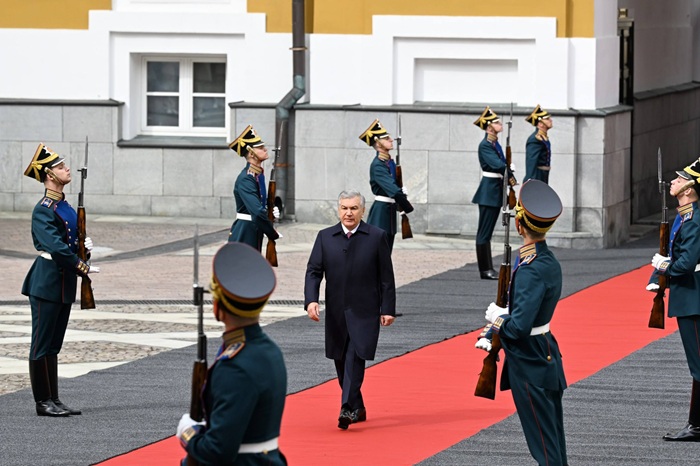 O‘zbekiston Prezidenti G‘alabaning 81 yilligiga bag‘ishlangan tantanali tadbirlarda ishtirok etdi