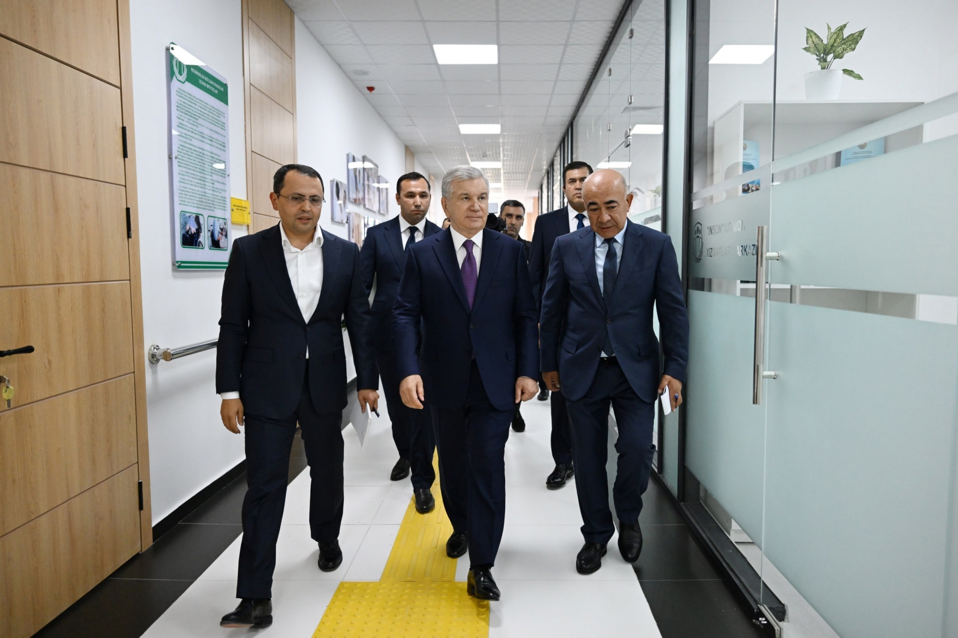 Президент нашей страны посетил новый Комплекс социальной защиты в Нурафшане