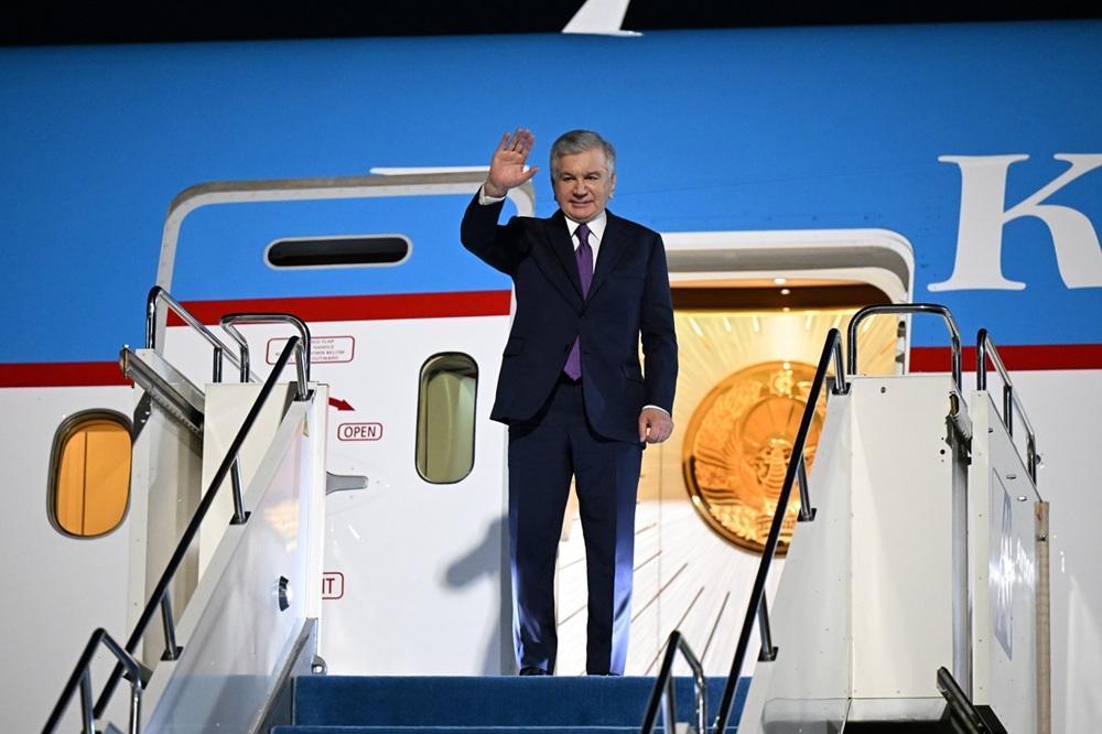 Рабочий визит Президента Узбекистана в Казахстан завершился