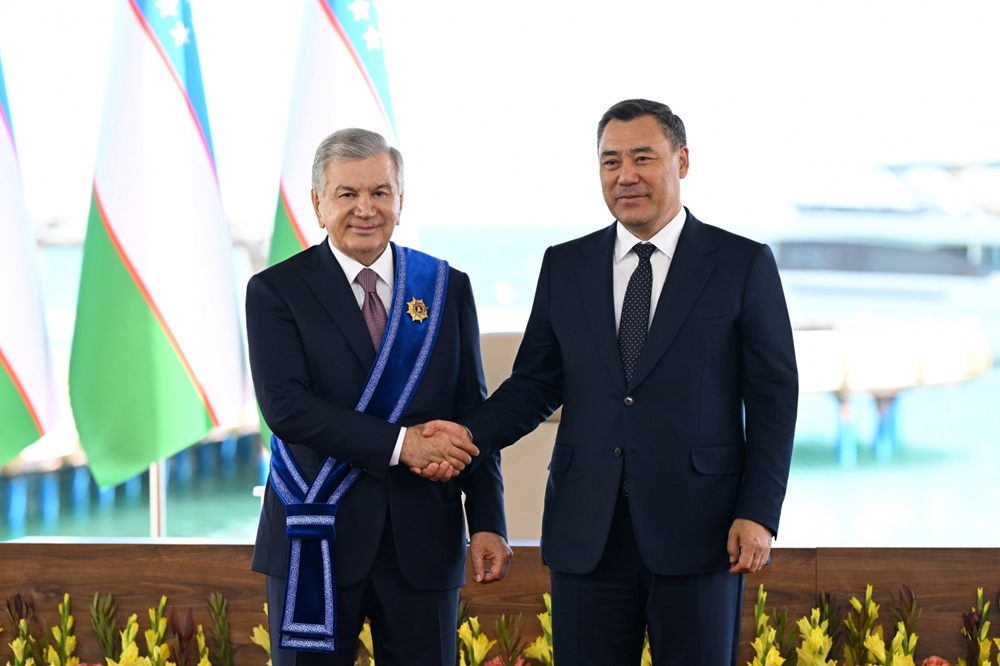  Президент Узбекистана награжден орденом «Манас» I степени