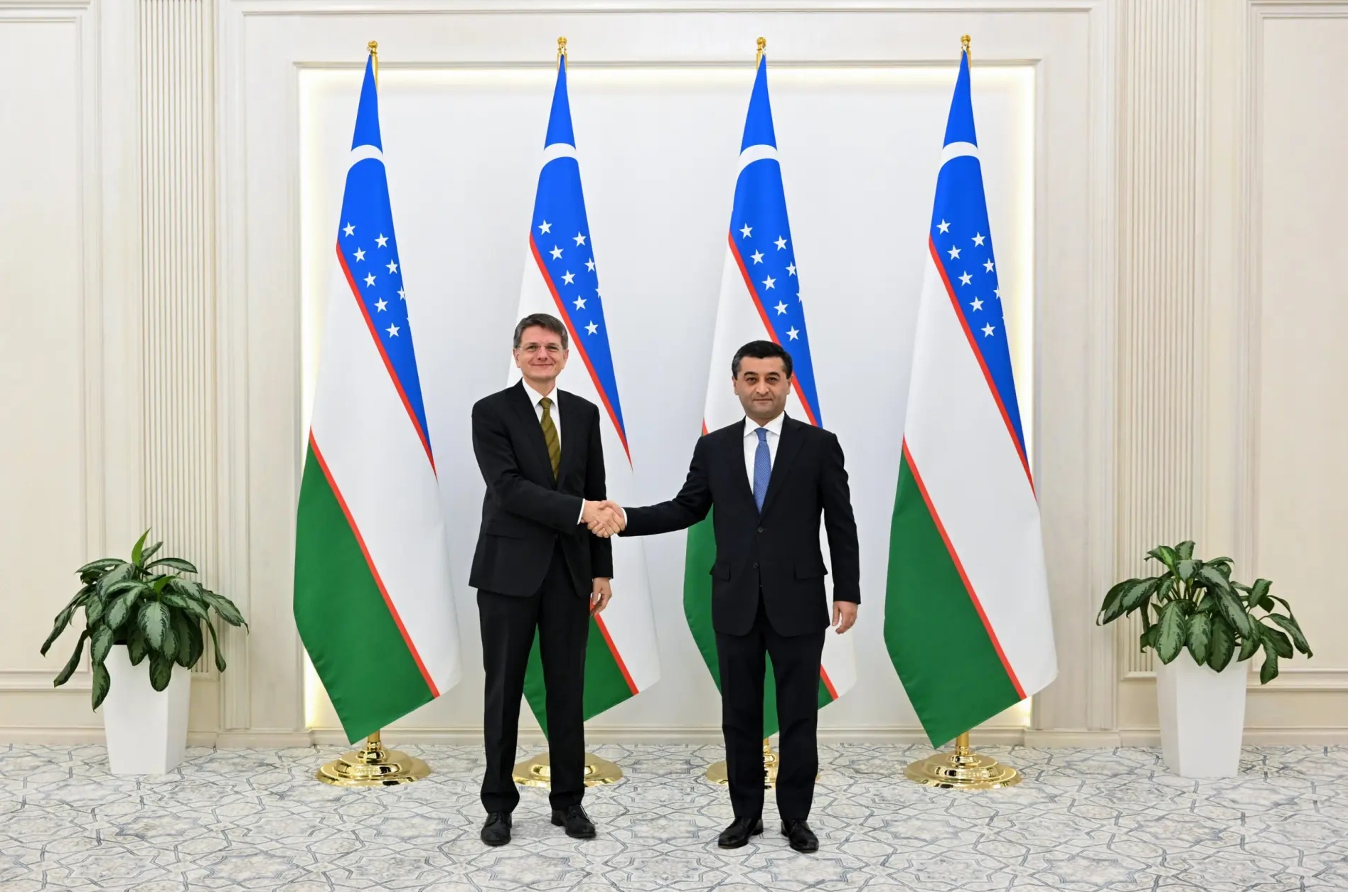 Foreign Minister Received Copies of the Credentials of the Newly Appointed Ambassador of Germany